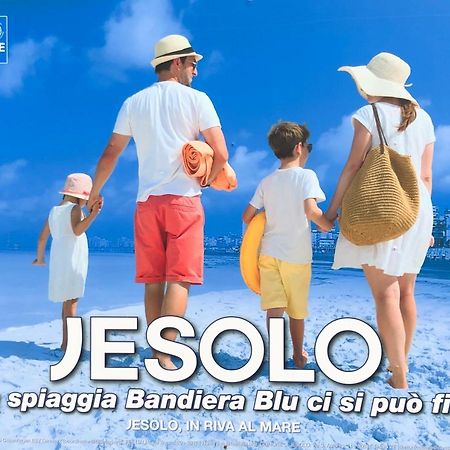 Residence Alba D'Oro Solo Famiglie Лидо-ди-Езоло Экстерьер фото